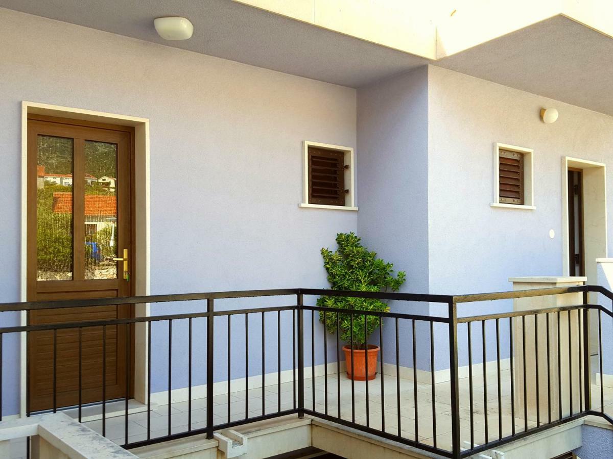 Apartmani Bezma Bol Exterior photo
